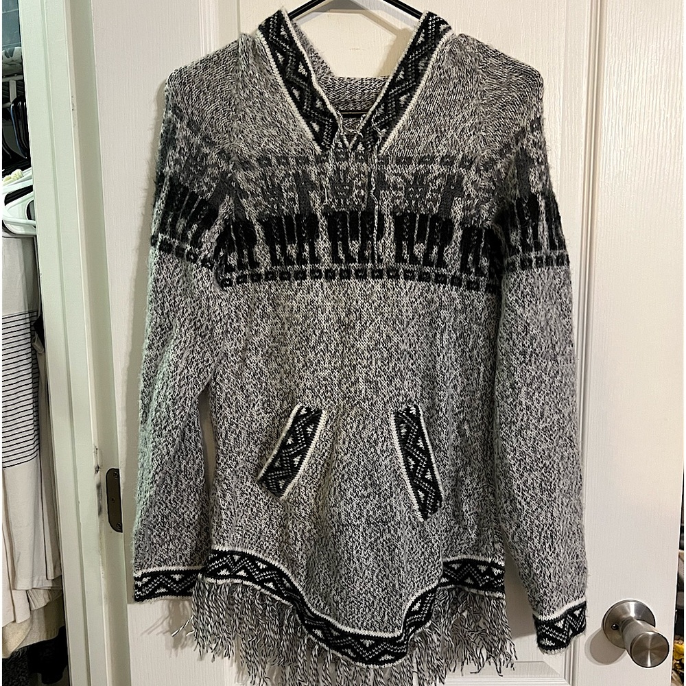 Alpaca gray black Peruvian hooded sweater